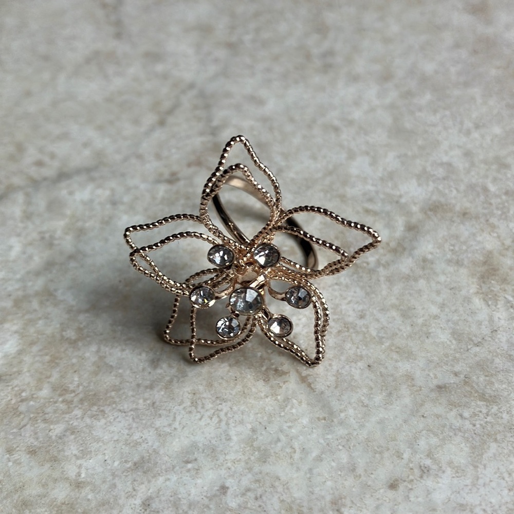 Gold Toned Flower Ring Size 8.25